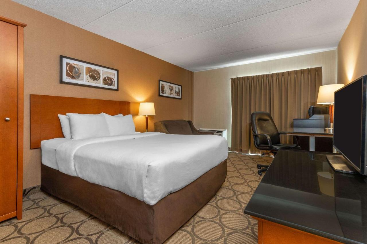 Comfort Inn Simcoe Exterior photo