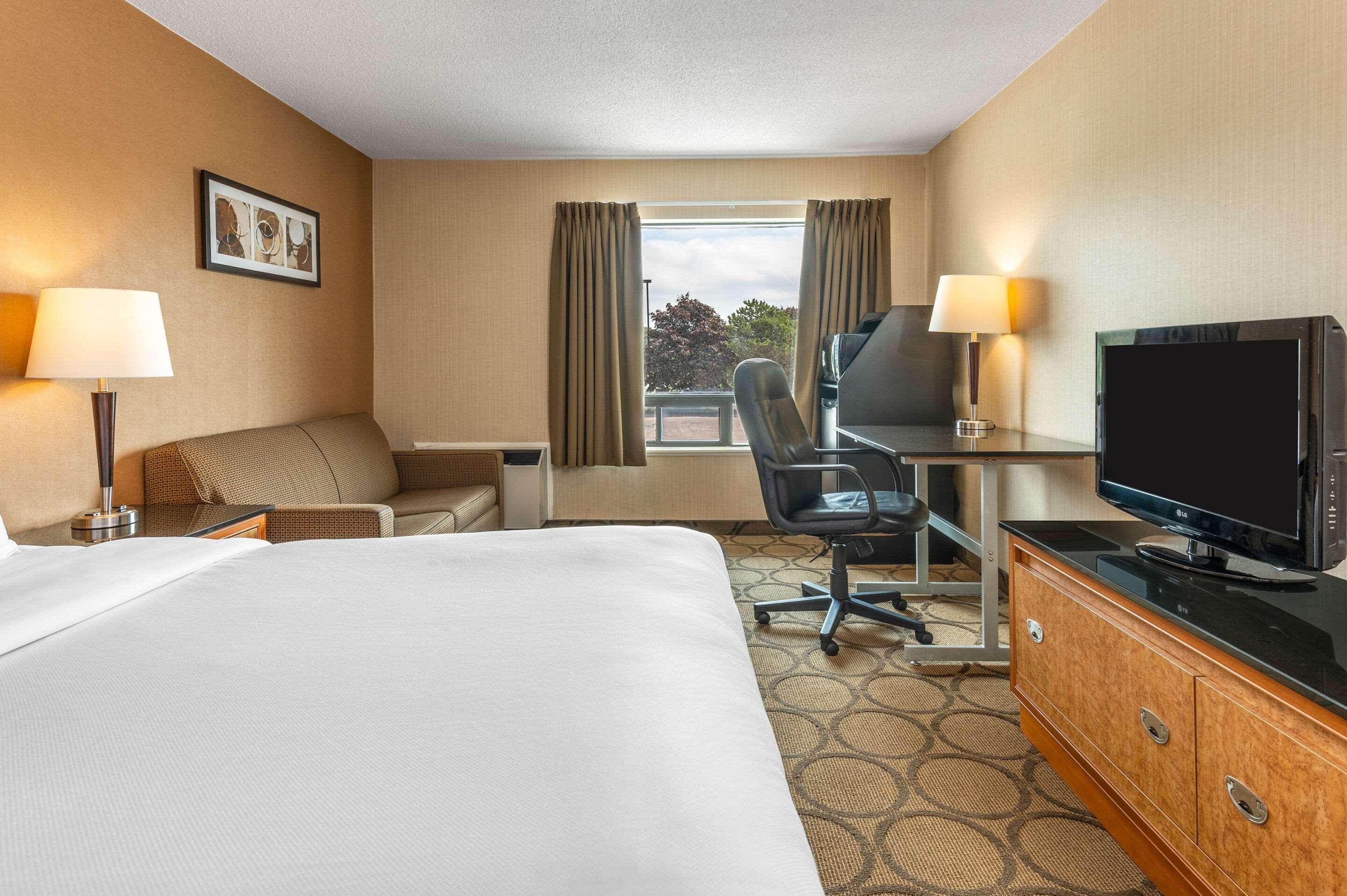 Comfort Inn Simcoe Exterior photo