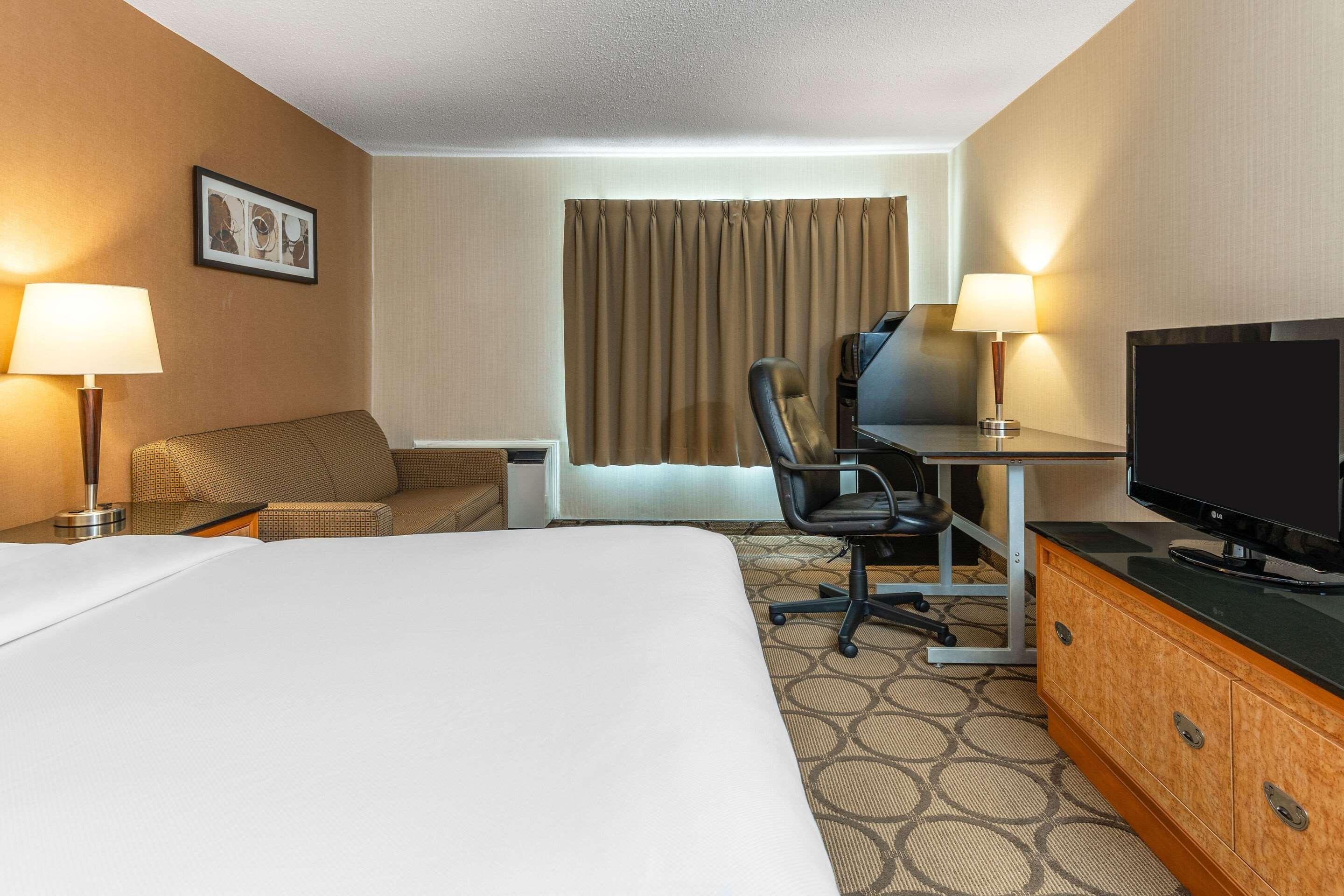 Comfort Inn Simcoe Exterior photo