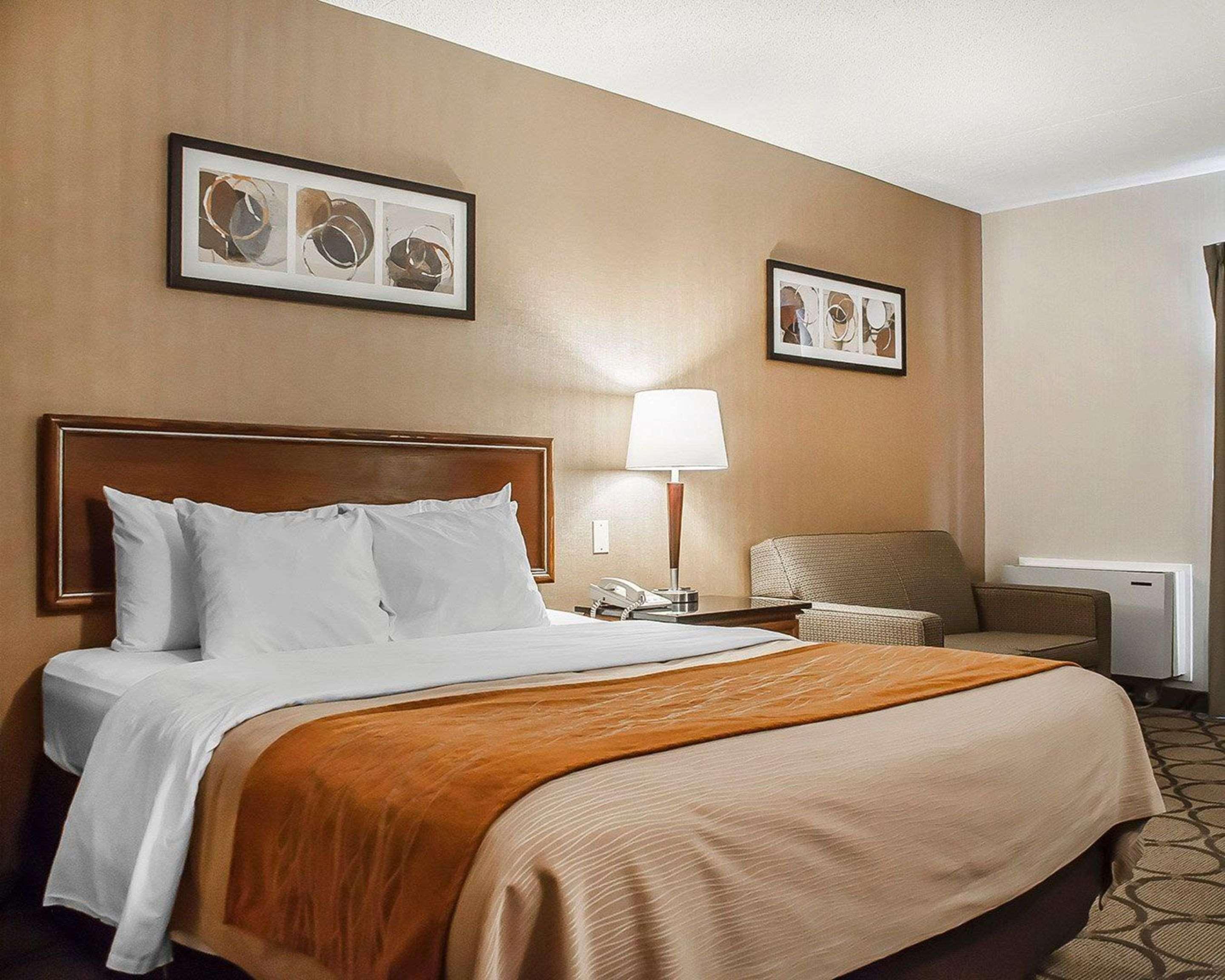 Comfort Inn Simcoe Exterior photo