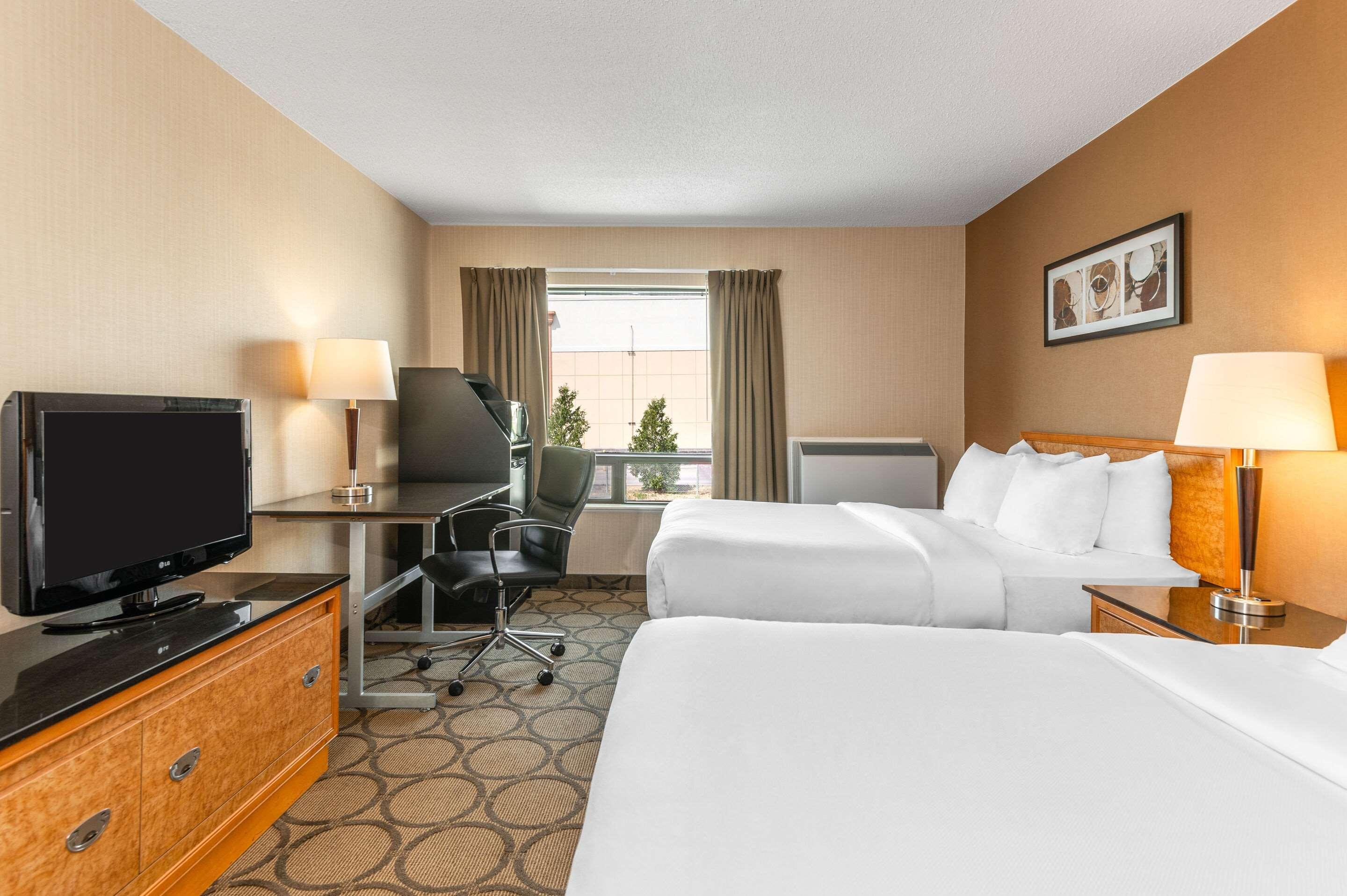 Comfort Inn Simcoe Exterior photo