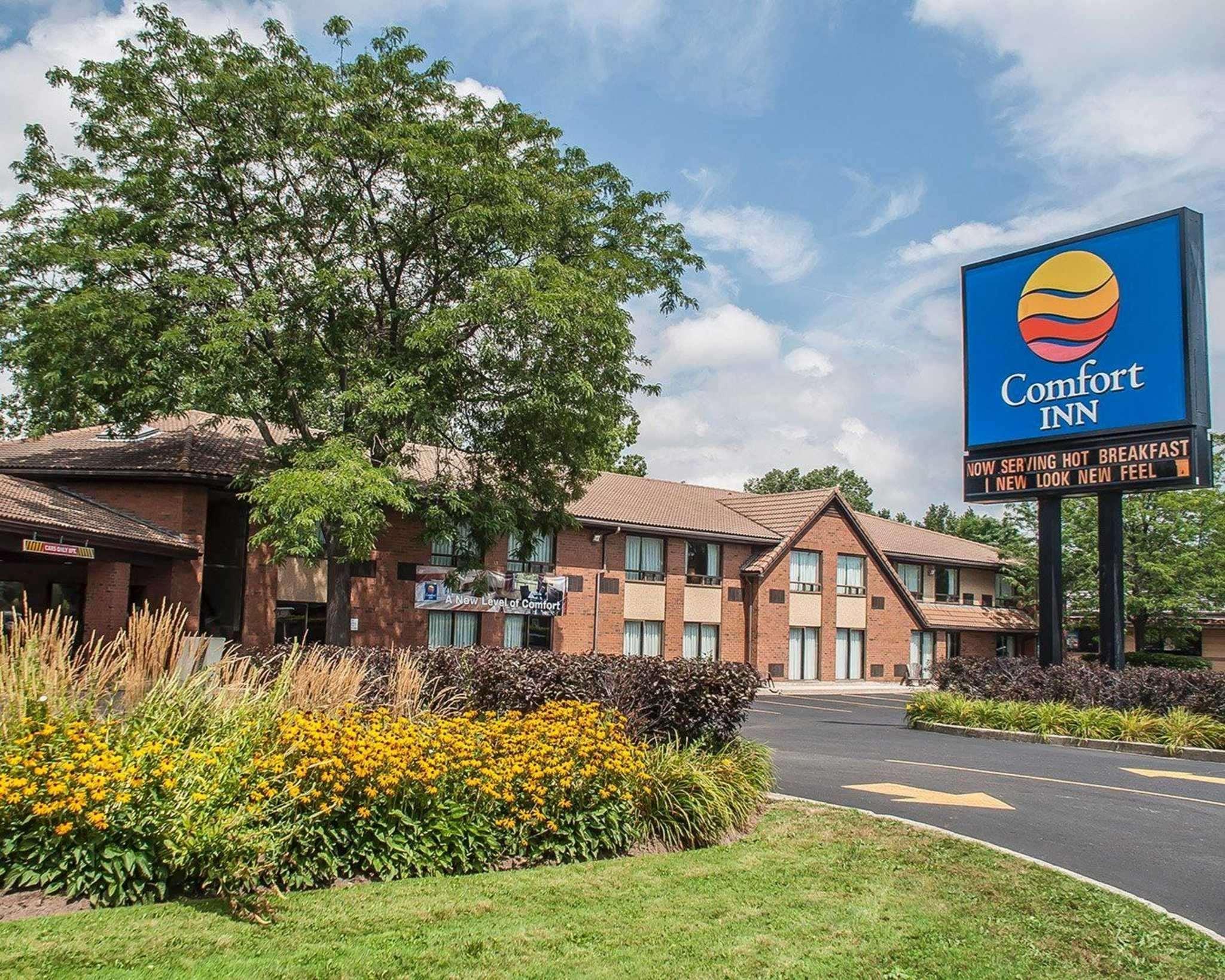 Comfort Inn Simcoe Exterior photo