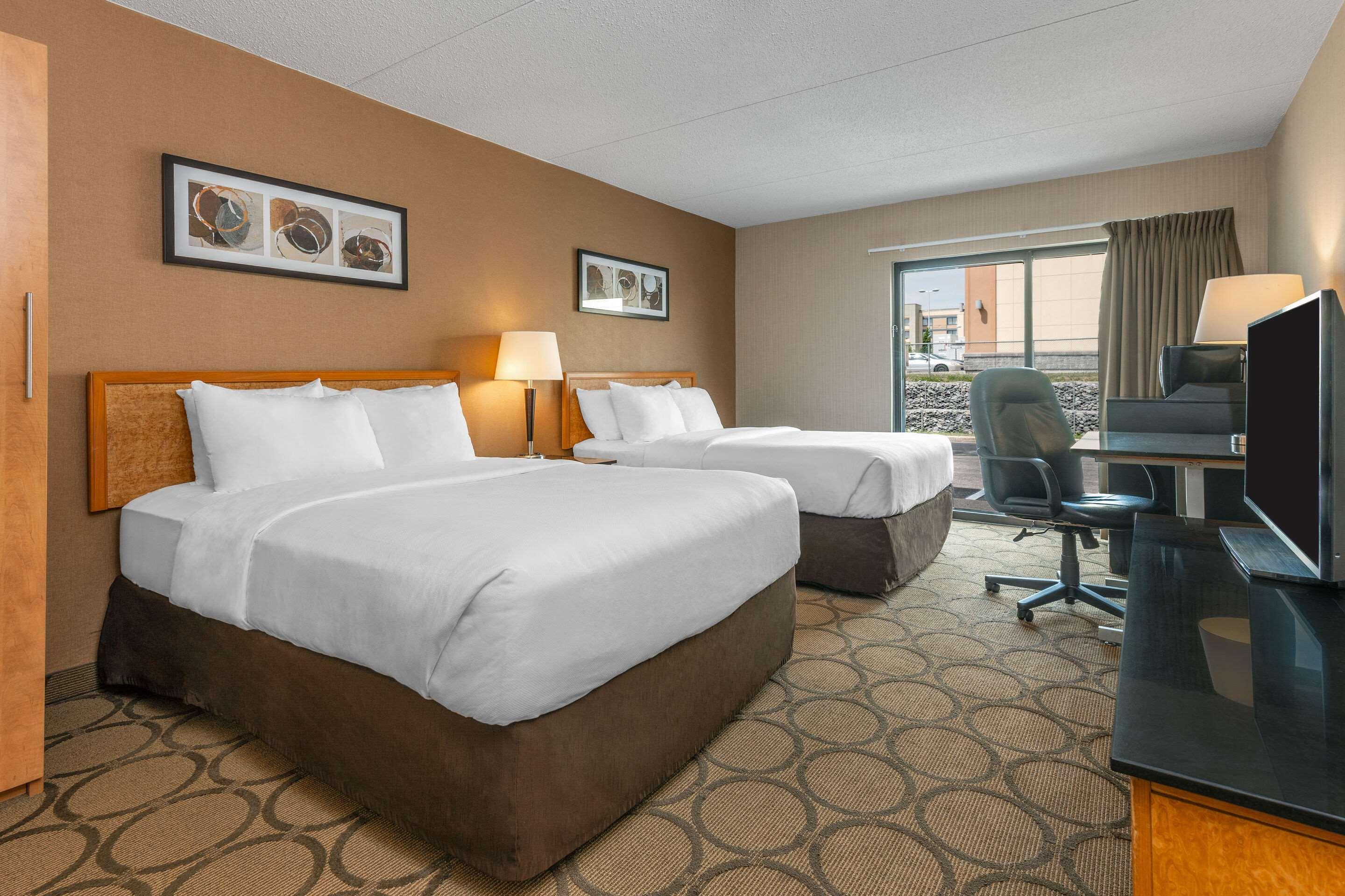 Comfort Inn Simcoe Exterior photo
