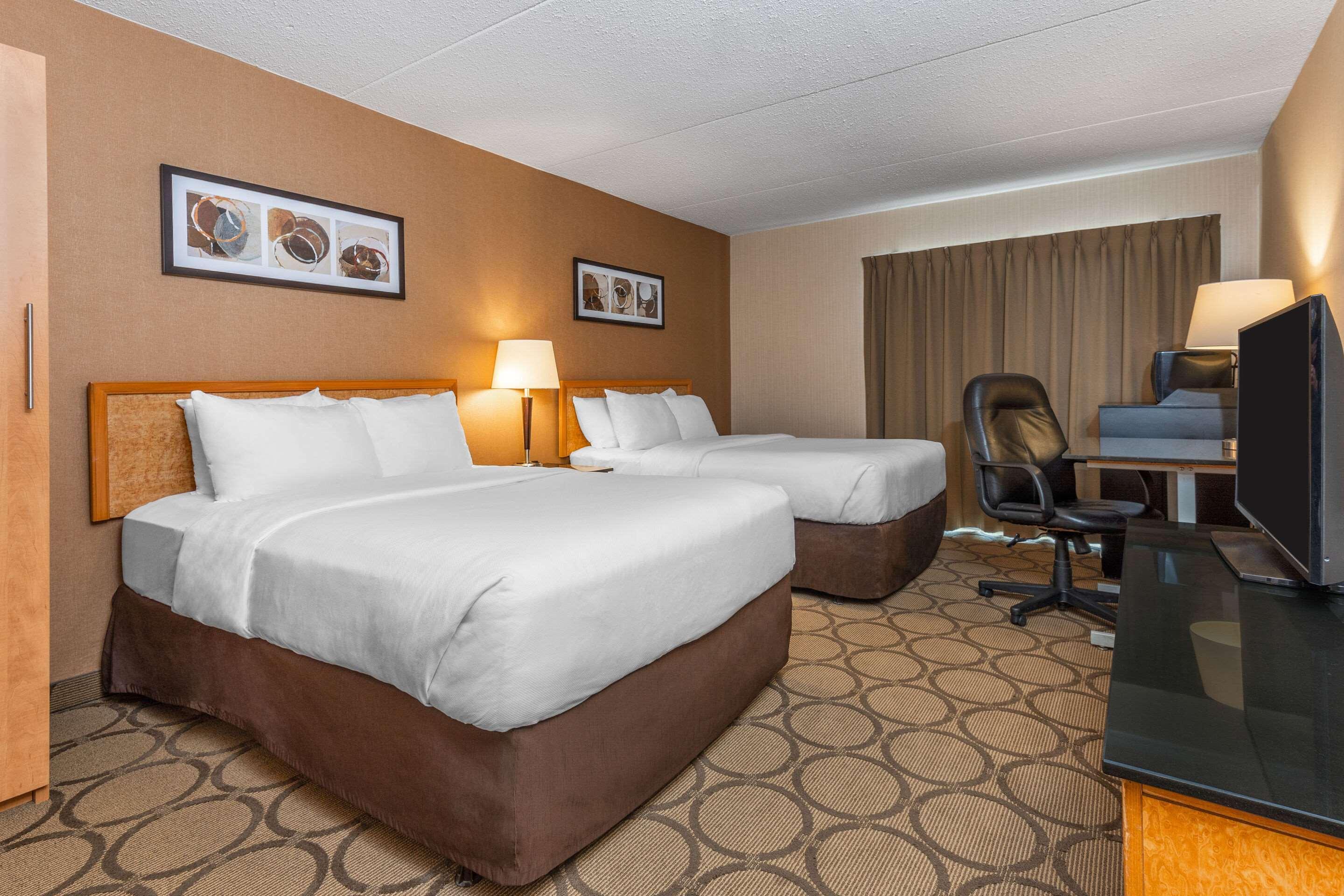 Comfort Inn Simcoe Exterior photo