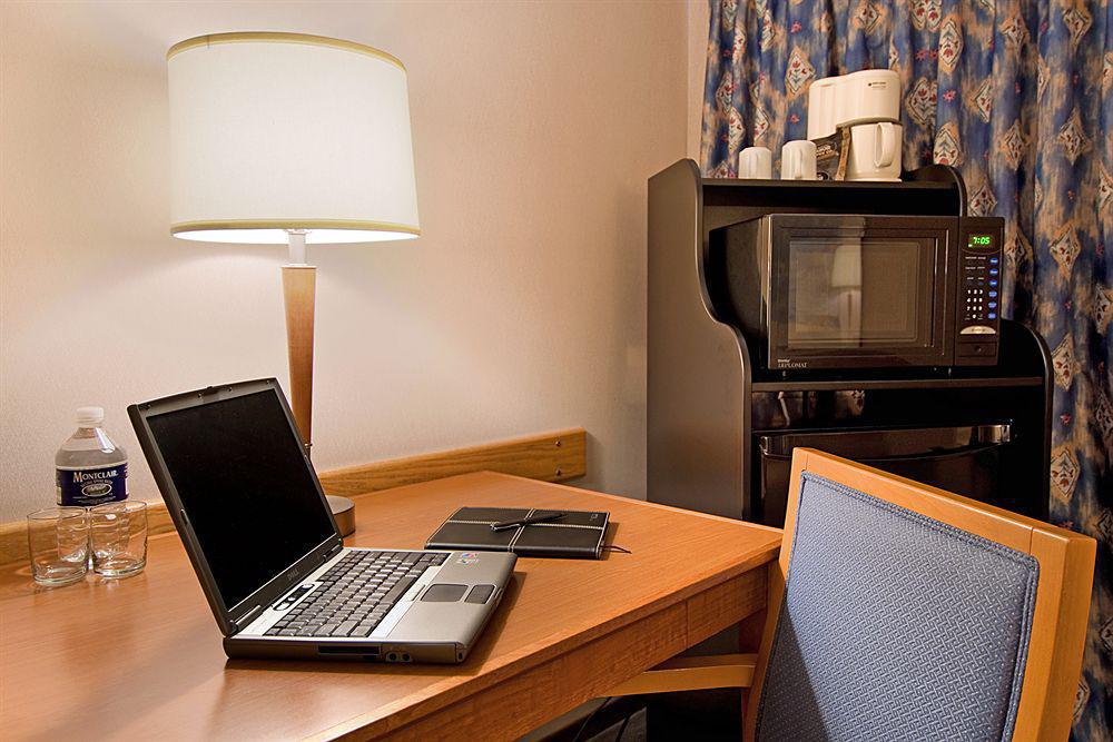 Comfort Inn Simcoe Exterior photo